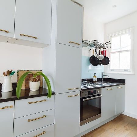 Barons Court 3 Bed, 50 Meters From Queens Tennis Club Londres Exterior foto